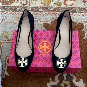 Tory Burch Luna 65MM/ Black size 7